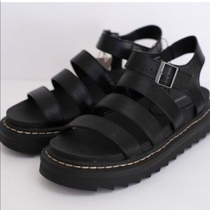 Sincerely Jules black sandals